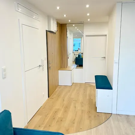 Duzy Apartament Z Widokiem Na Miasto, Parking Podziemny Apartment